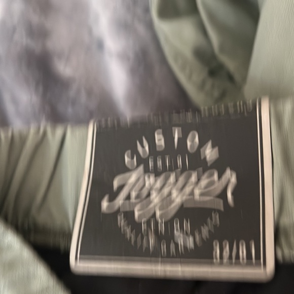 Pants - Picture 5 of 5